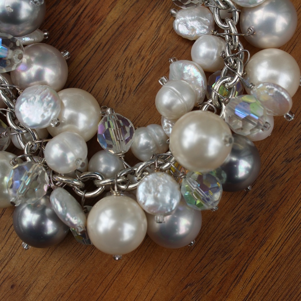 Pearls & Crystal Set - Picture 6 of 8